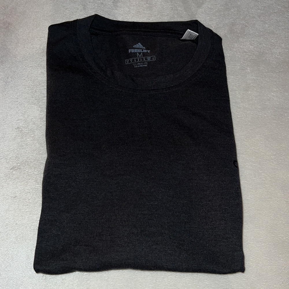 Adidas FreeLift Performance Shirt Size Medium